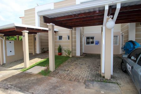 Casa de condomínio para alugar com 86m², 2 quartos e 1 vaga