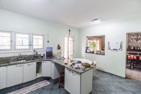 Casa de condomínio à venda com 468m², 3 quartos e 4 vagas Casa de condomínio à venda com 468m², 3 quartos e 4 vagasCozinha