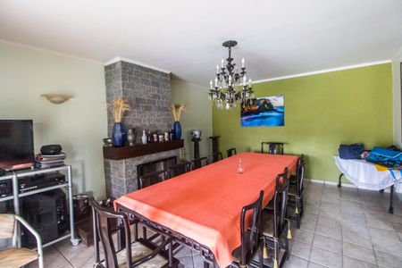 Casa de condomínio à venda com 468m², 3 quartos e 4 vagas Casa de condomínio à venda com 468m², 3 quartos e 4 vagasCozinha