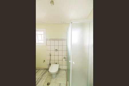 Casa de condomínio à venda com 468m², 3 quartos e 4 vagas Casa de condomínio à venda com 468m², 3 quartos e 4 vagasBanheiro da Suíte