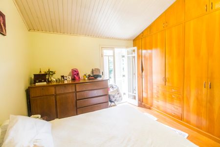 Casa de condomínio à venda com 468m², 3 quartos e 4 vagas Casa de condomínio à venda com 468m², 3 quartos e 4 vagasSuíte 1