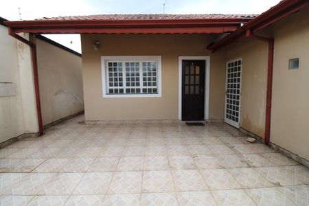 Casa para alugar com 250m², 4 quartos e 2 vagasGaragem