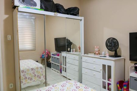 Casa à venda com 173m², 3 quartos e 4 vagasQuarto 2