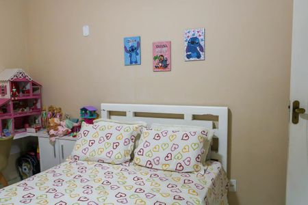 Casa à venda com 173m², 3 quartos e 4 vagasQuarto 2