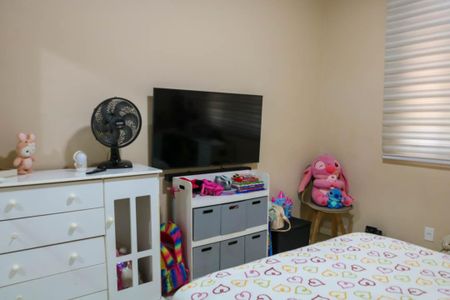 Casa à venda com 173m², 3 quartos e 4 vagasQuarto 2