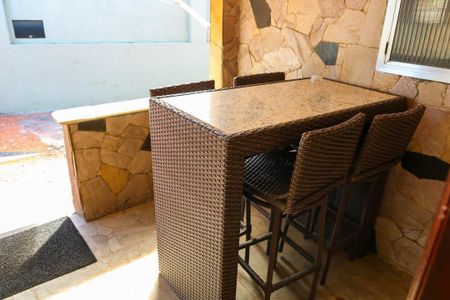 Casa à venda com 173m², 3 quartos e 4 vagasVaranda da Frente