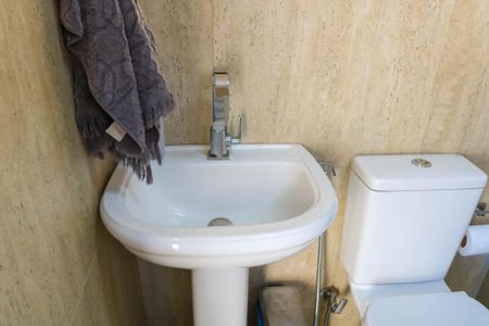 Casa à venda com 173m², 3 quartos e 4 vagasBanheiro Externo