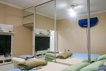 Casa à venda com 173m², 3 quartos e 4 vagasQuarto Suíte