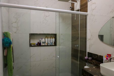 Casa à venda com 173m², 3 quartos e 4 vagasBanheiro do Quarto Suíte