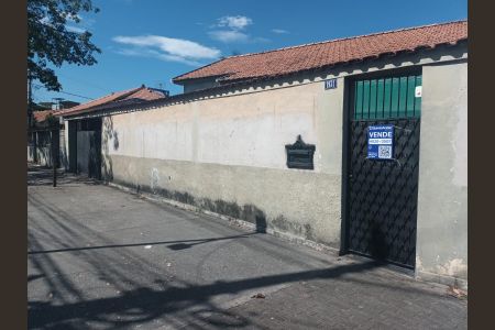 Casa à venda com 173m², 3 quartos e 4 vagasFachada
