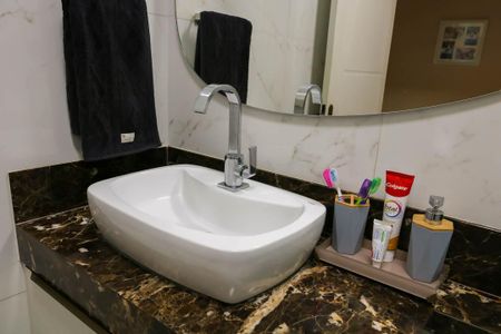 Casa à venda com 173m², 3 quartos e 4 vagasBanheiro Social