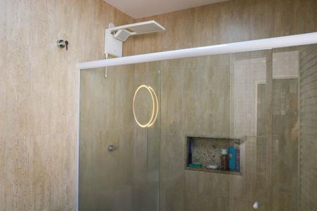 Casa à venda com 173m², 3 quartos e 4 vagasBanheiro Externo