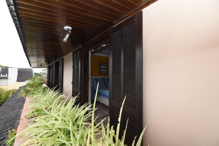 Casa de condomínio para alugar com 450m², 3 quartos e 4 vagasSacada dos Quartos