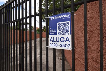 Casa de condomínio para alugar com 450m², 3 quartos e 4 vagasPlaca