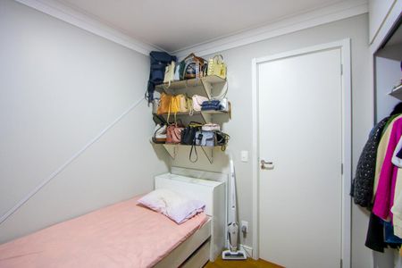 Apartamento à venda com 74m², 2 quartos e 1 vagaQuarto 2