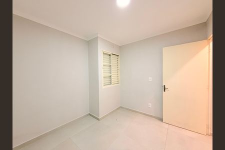 Casa à venda com 125m², 3 quartos e 2 vagasQuarto 2
