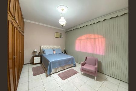 Casa à venda com 3 quartos, 212m² em Inhaúma, Rio de Janeiro