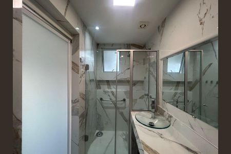 Apartamento para alugar com 88m², 3 quartos e 1 vaga Apartamento para alugar com 88m², 3 quartos e 1 vagaBanheiro da Suíte