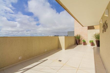 Apartamento para alugar com 188m², 2 quartos e 1 vagaVaranda