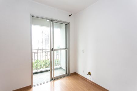 Apartamento à venda com 77m², 3 quartos e 1 vaga Apartamento à venda com 77m², 3 quartos e 1 vagaSala