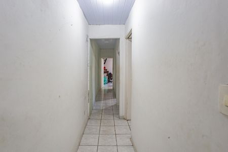 Casa à venda com 180m², 3 quartos e 2 vagasCorredor