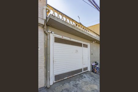 Casa à venda com 180m², 3 quartos e 2 vagasFachada