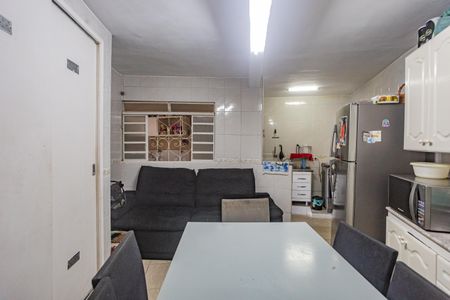 Casa à venda com 180m², 3 quartos e 2 vagasSala e Cozinha