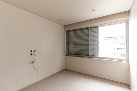 Apartamento à venda com 237m², 4 quartos e 2 vagas Apartamento à venda com 237m², 4 quartos e 2 vagasSuíte 1