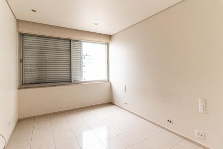 Apartamento à venda com 237m², 4 quartos e 2 vagas Apartamento à venda com 237m², 4 quartos e 2 vagasSuíte 1