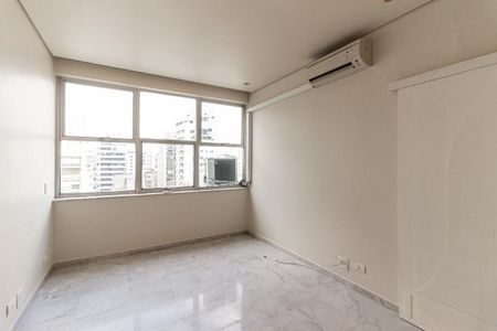 Apartamento à venda com 237m², 4 quartos e 2 vagas Apartamento à venda com 237m², 4 quartos e 2 vagasSala de Jantar