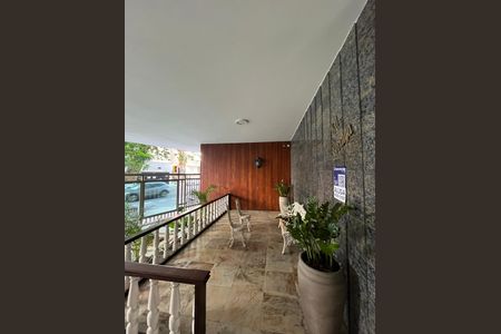 Apartamento para alugar com 330m², 4 quartos e 2 vagasPlaca 