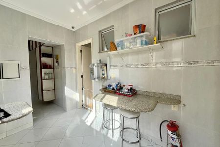 Apartamento para alugar com 330m², 4 quartos e 2 vagasCozinha