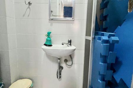Apartamento para alugar com 330m², 4 quartos e 2 vagasBanheiro de serviço