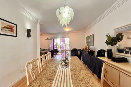 Sala de apartamento para alugar com 4 quartos, 330m² em Copacabana, Rio de Janeiro