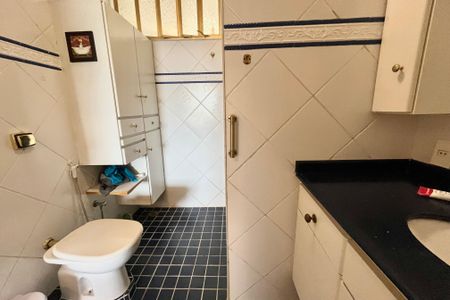 Apartamento para alugar com 330m², 4 quartos e 2 vagasBanheiro da suíte 3