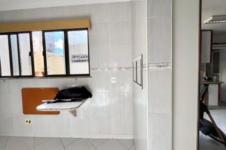 Apartamento para alugar com 330m², 4 quartos e 2 vagasCozinha 