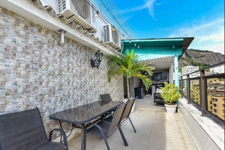Apartamento para alugar com 330m², 4 quartos e 2 vagasVaranda