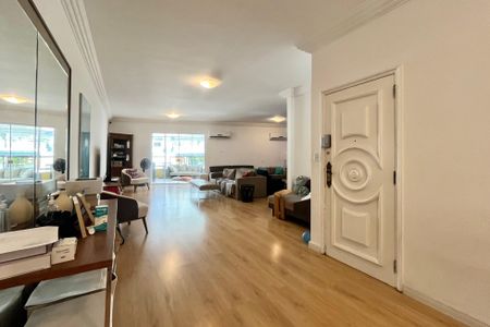 Sala de apartamento para alugar com 4 quartos, 330m² em Copacabana, Rio de Janeiro