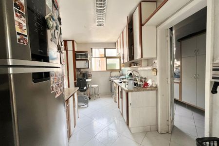 Apartamento para alugar com 330m², 4 quartos e 2 vagasCozinha 