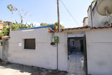 Casa à venda com 200m², 2 quartos e 1 vagaFachada