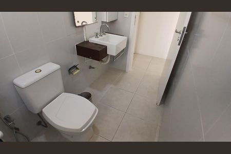 Apartamento para alugar com 104m², 3 quartos e 2 vagasBanheiro