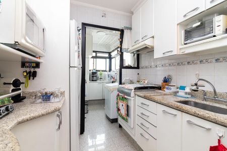 Apartamento à venda com 71m², 3 quartos e 2 vagasCozinha
