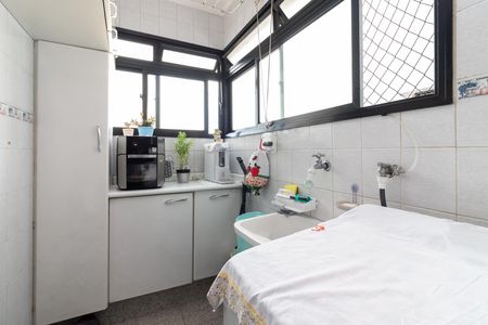 Apartamento à venda com 71m², 3 quartos e 2 vagasÁrea de Serviço