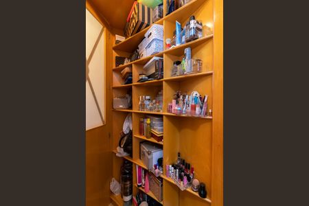 Apartamento à venda com 71m², 3 quartos e 2 vagasSuíte