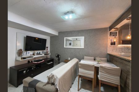 Casa à venda com 45m², 2 quartos e sem vaga