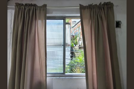 Casa à venda com 45m², 2 quartos e sem vaga