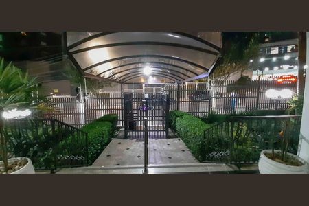 Apartamento para alugar com 84m², 3 quartos e 1 vagaFachada Interna