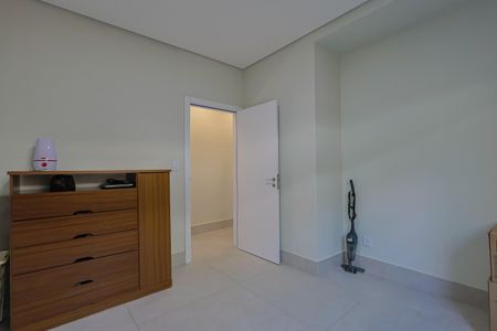 Casa à venda com 215m², 3 quartos e 2 vagasQuarto