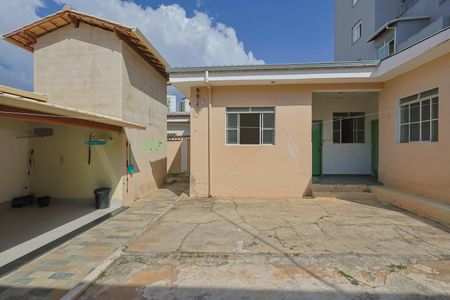 Casa à venda com 215m², 3 quartos e 2 vagasÁrea comum
