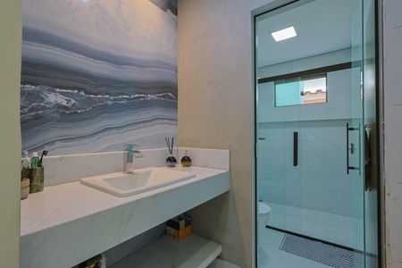 Casa à venda com 3 quartos, 215m² em Santa Cruz, Belo Horizonte